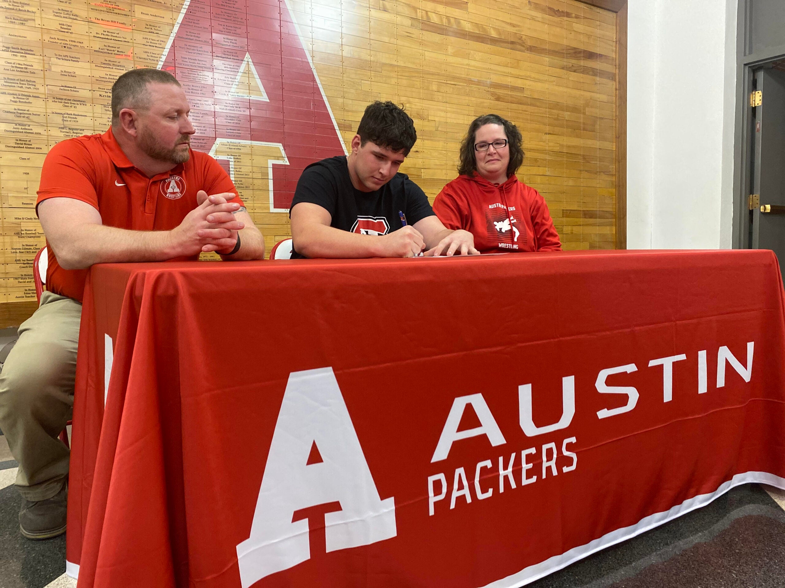 Headed to the big stage: Austin’s Winkels commits to wrestle at St. Cloud State – Austin Daily Herald