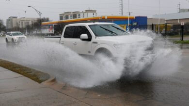 Tips for Safely Navigating Rainy Driving Conditions